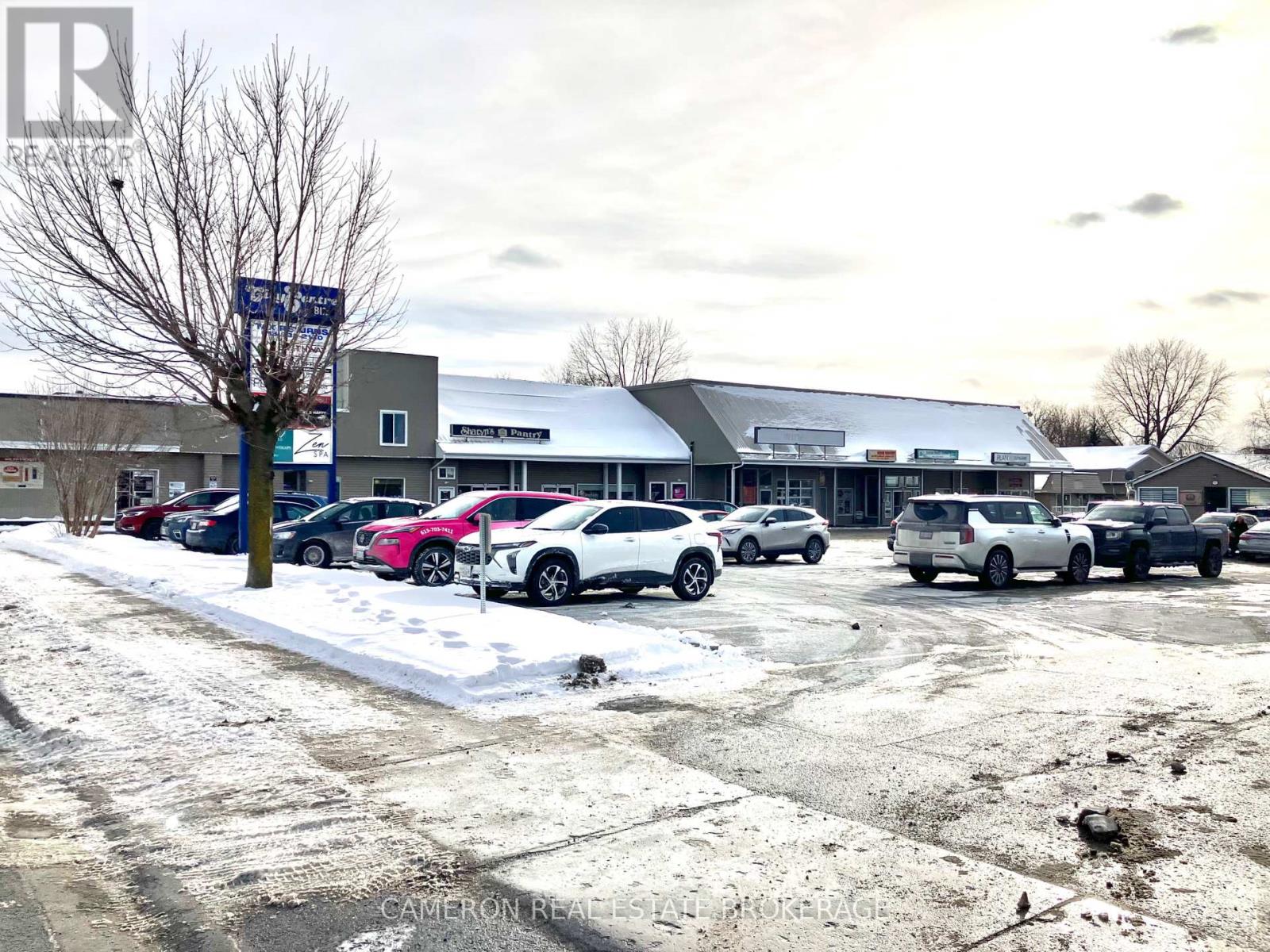 10 - 812 PITT STREET, Cornwall, Ontario