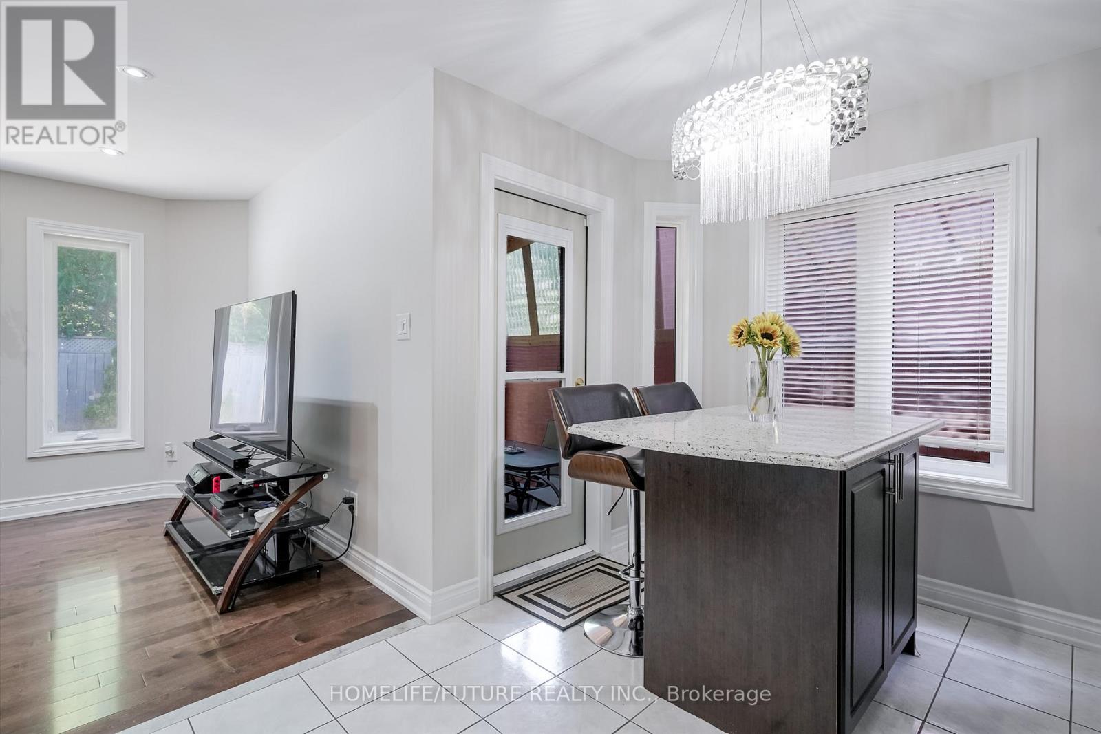 37 Tawn Crescent, Ajax, Ontario  L1Z 1H9 - Photo 19 - E12745314