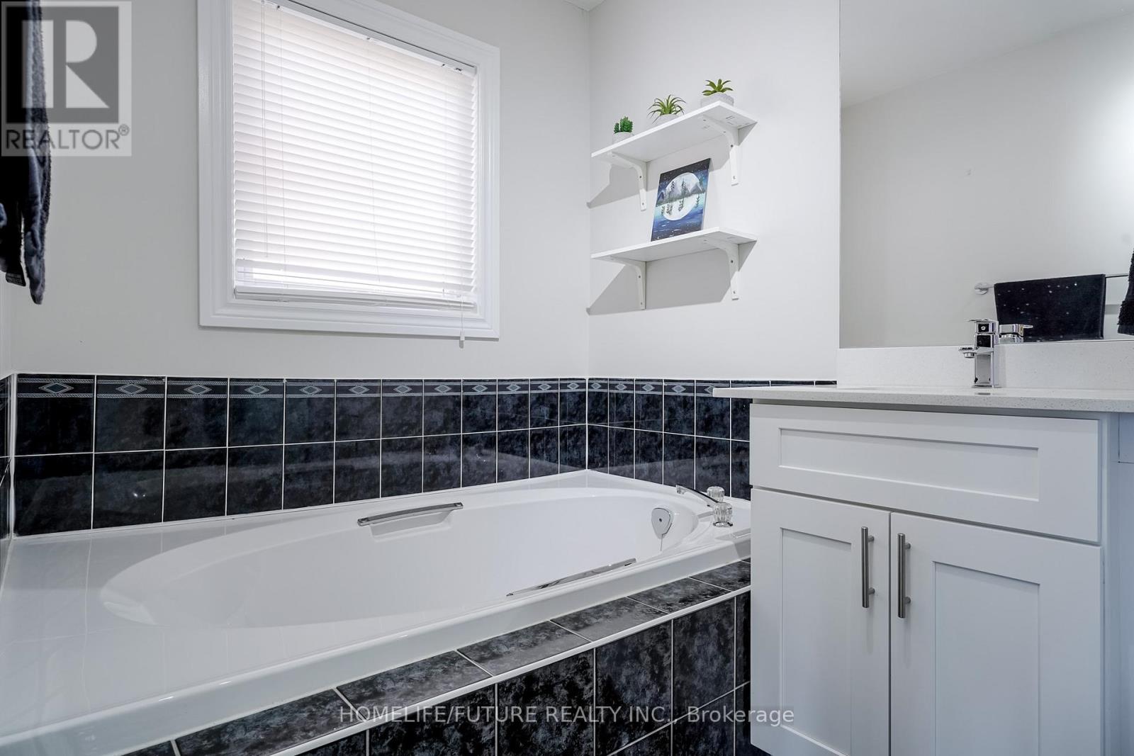 37 Tawn Crescent, Ajax, Ontario  L1Z 1H9 - Photo 33 - E12745314