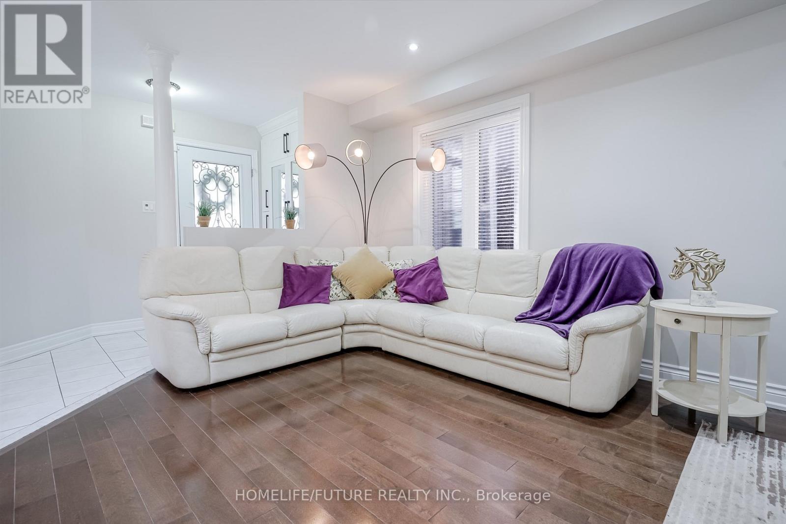 37 Tawn Crescent, Ajax, Ontario  L1Z 1H9 - Photo 7 - E12745314