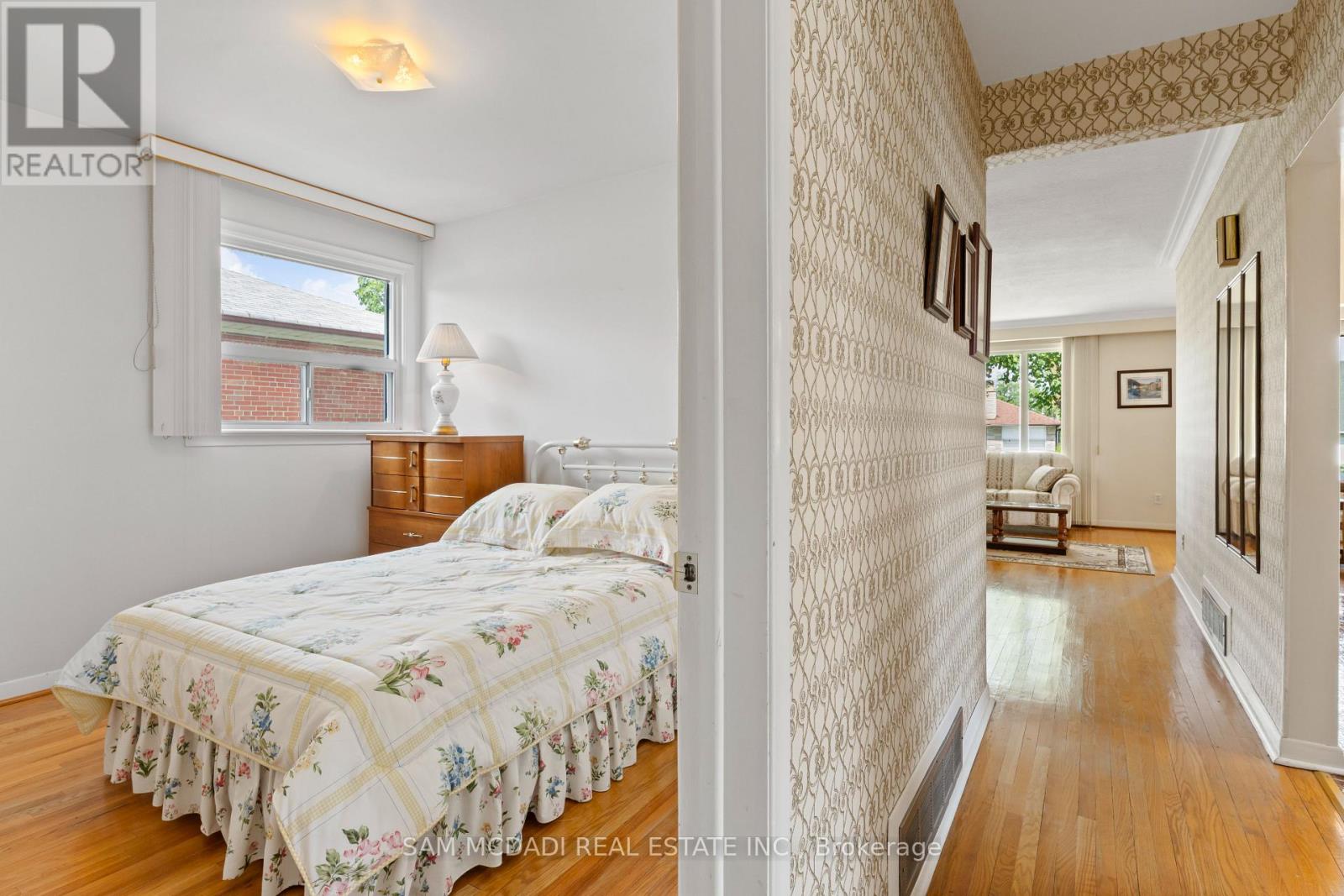 70 Frost Street, Toronto, Ontario  M9W 1Y8 - Photo 22 - W12595010