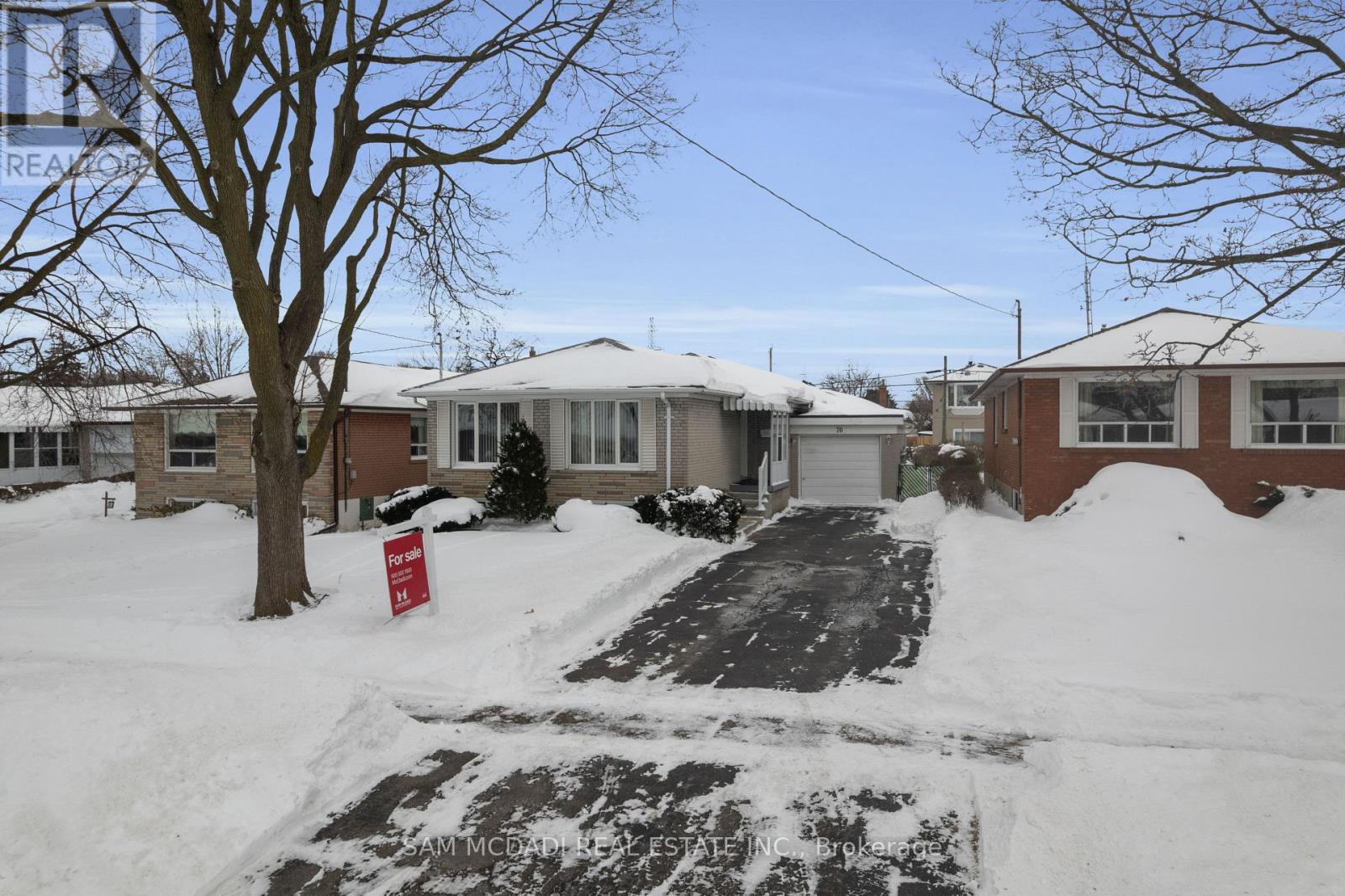 70 Frost Street, Toronto, Ontario  M9W 1Y8 - Photo 2 - W12595010