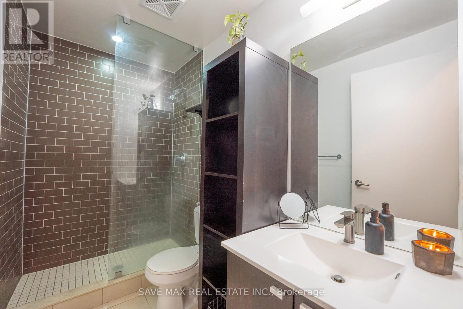 1712 - 103 The Queensway, Toronto, Ontario  M6S 5B3 - Photo 13 - W12745280