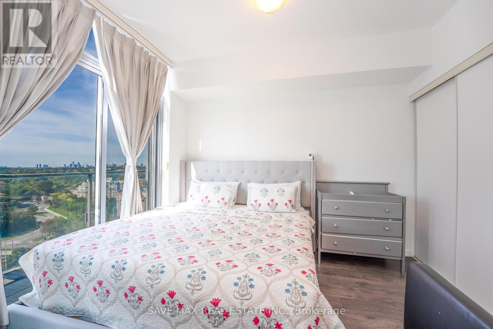 1712 - 103 The Queensway, Toronto, Ontario  M6S 5B3 - Photo 14 - W12745280