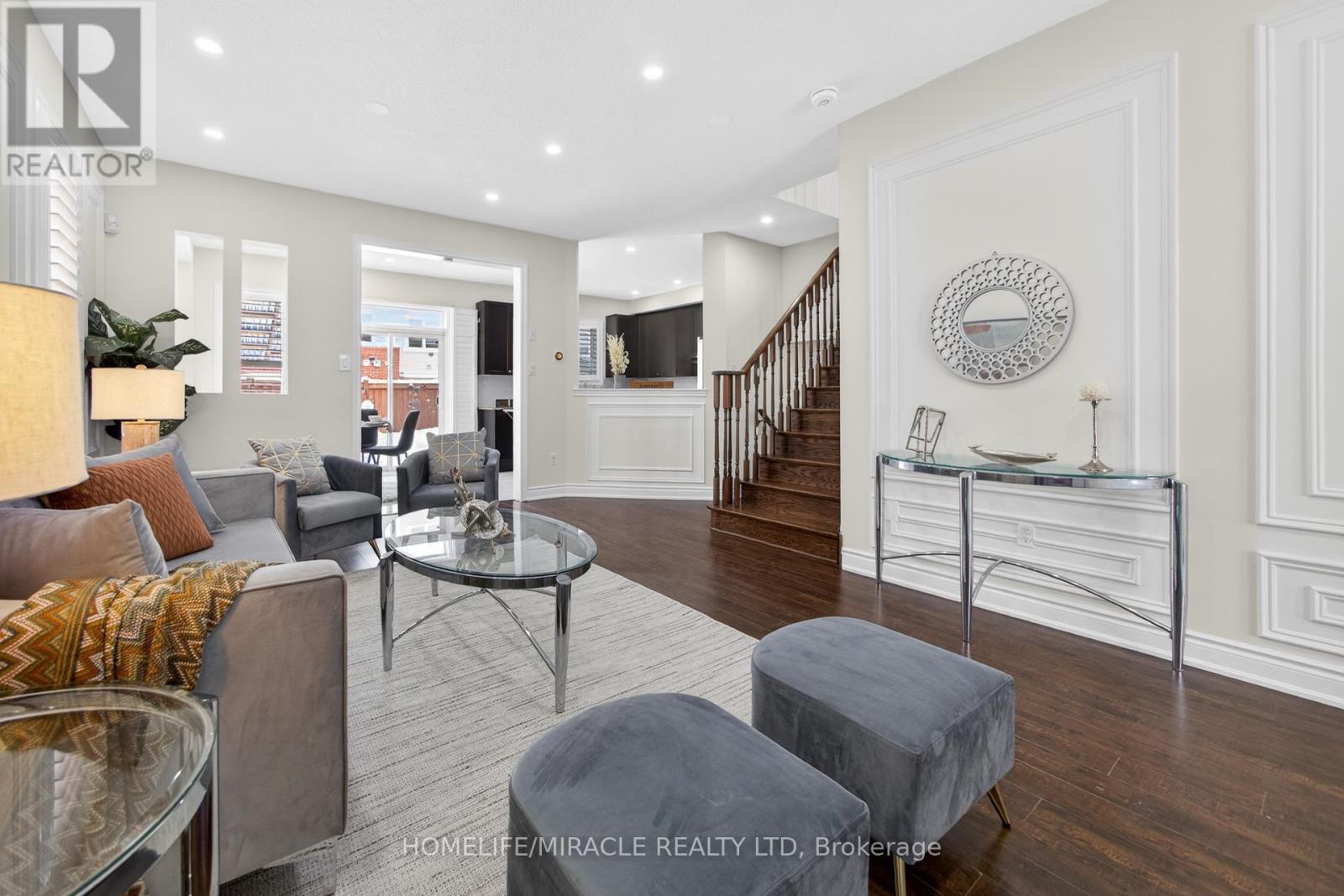 9 Baby Pointe Trail, Brampton, Ontario  L7A 0W1 - Photo 10 - W12745282