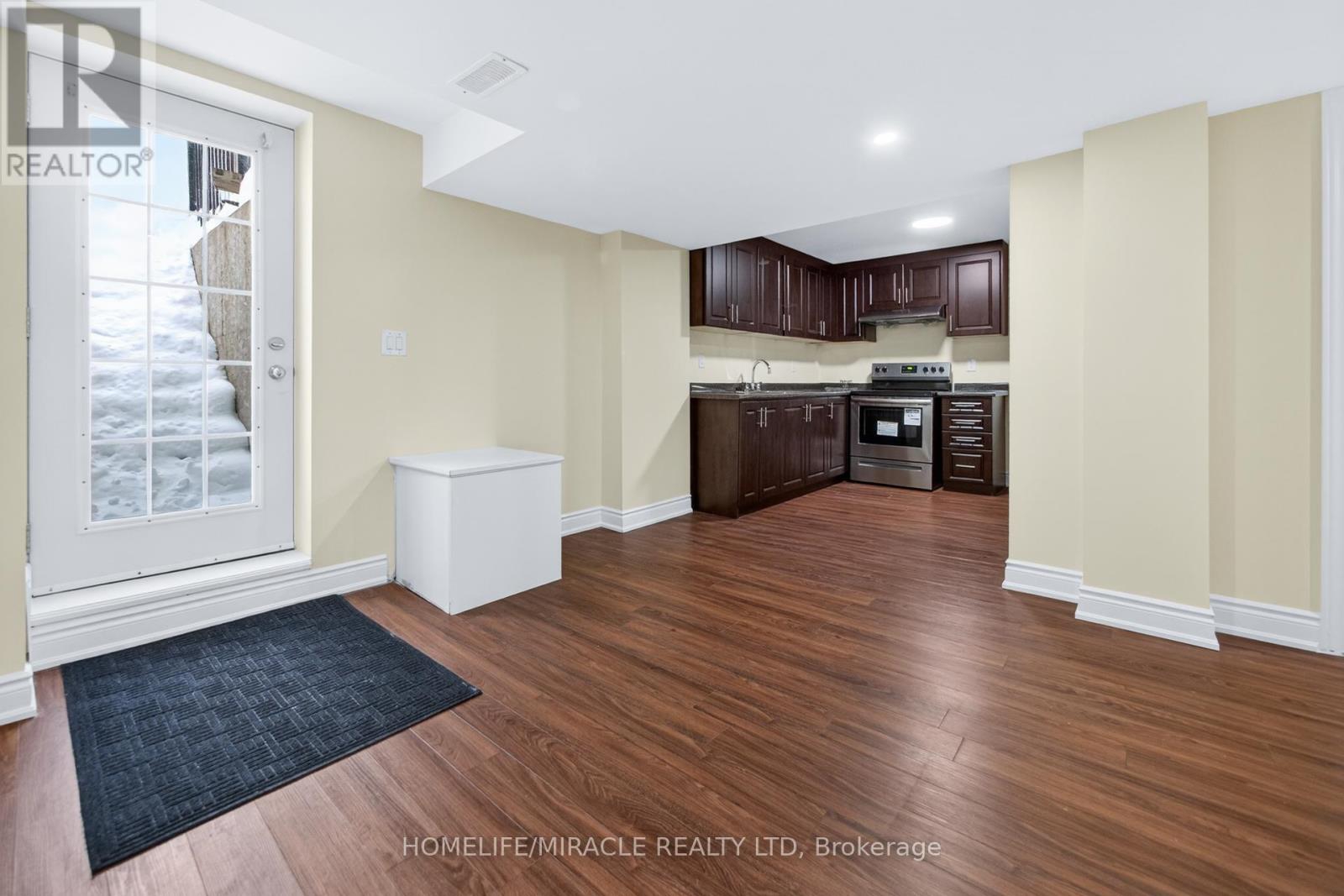 9 Baby Pointe Trail, Brampton, Ontario  L7A 0W1 - Photo 40 - W12745282