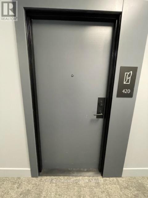 420 - 430 SQUARE ONE DRIVE, Mississauga, Ontario