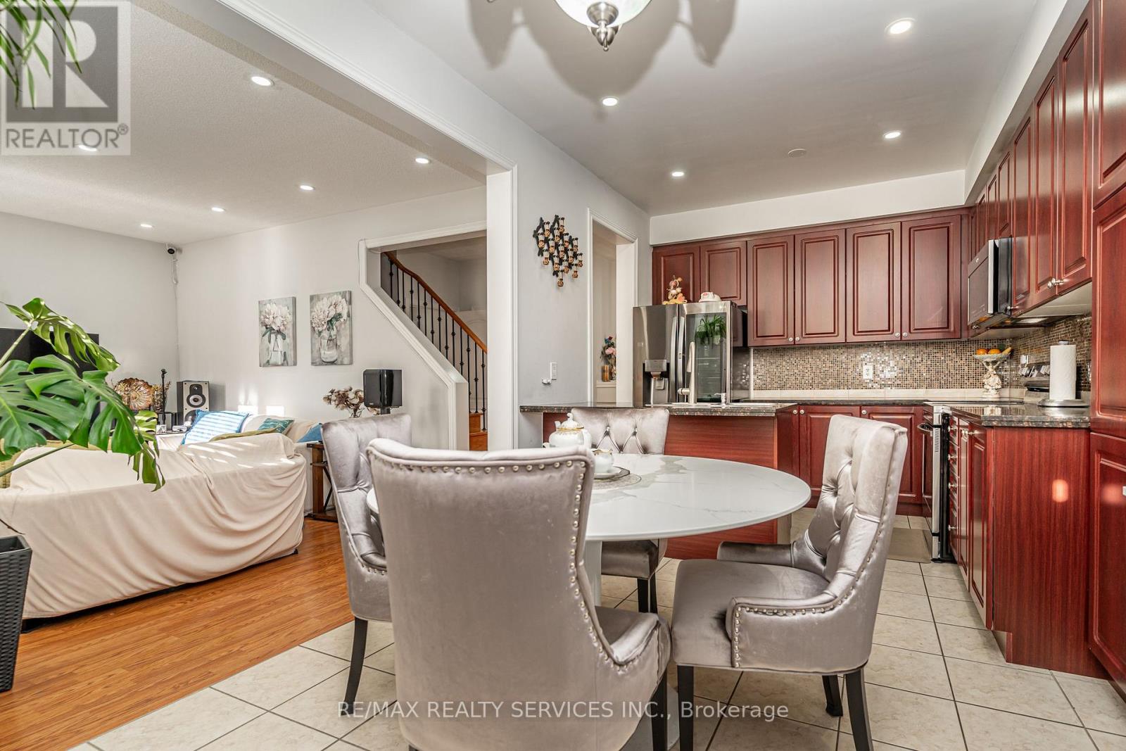 88 Sled Dog Road, Brampton, Ontario  L6R 0J4 - Photo 18 - W12745318