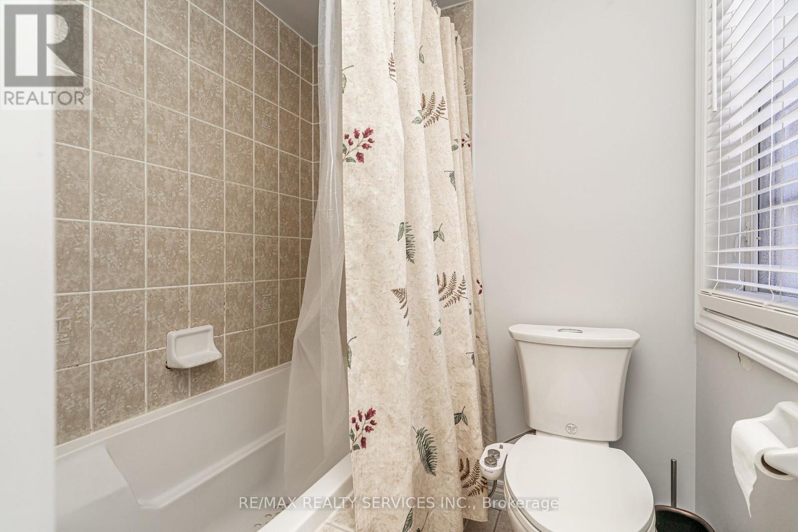 88 Sled Dog Road, Brampton, Ontario  L6R 0J4 - Photo 35 - W12745318