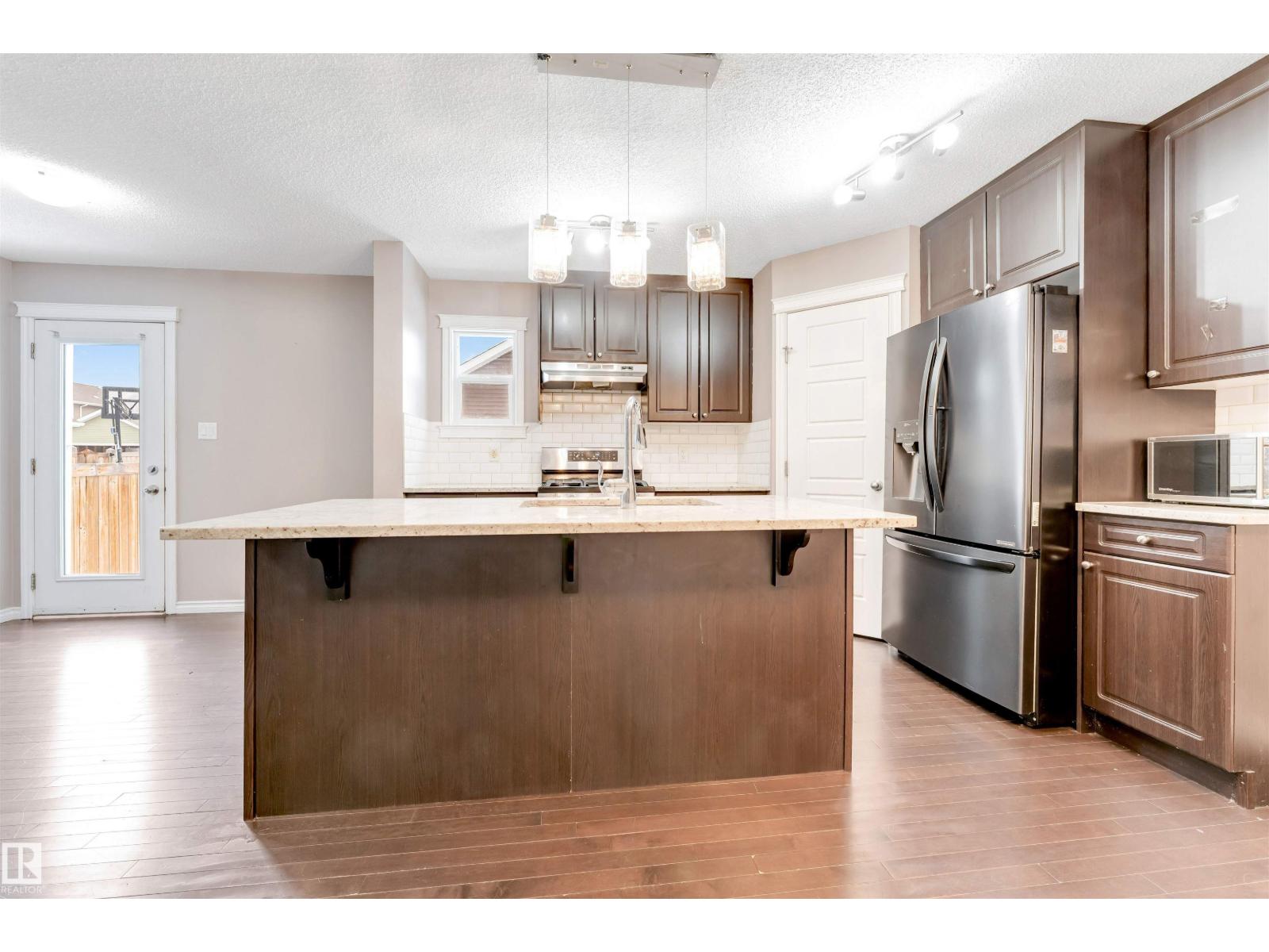 245 Ebbers Bv Nw, Edmonton, Alberta  T5Y 1R8 - Photo 4 - E4471751