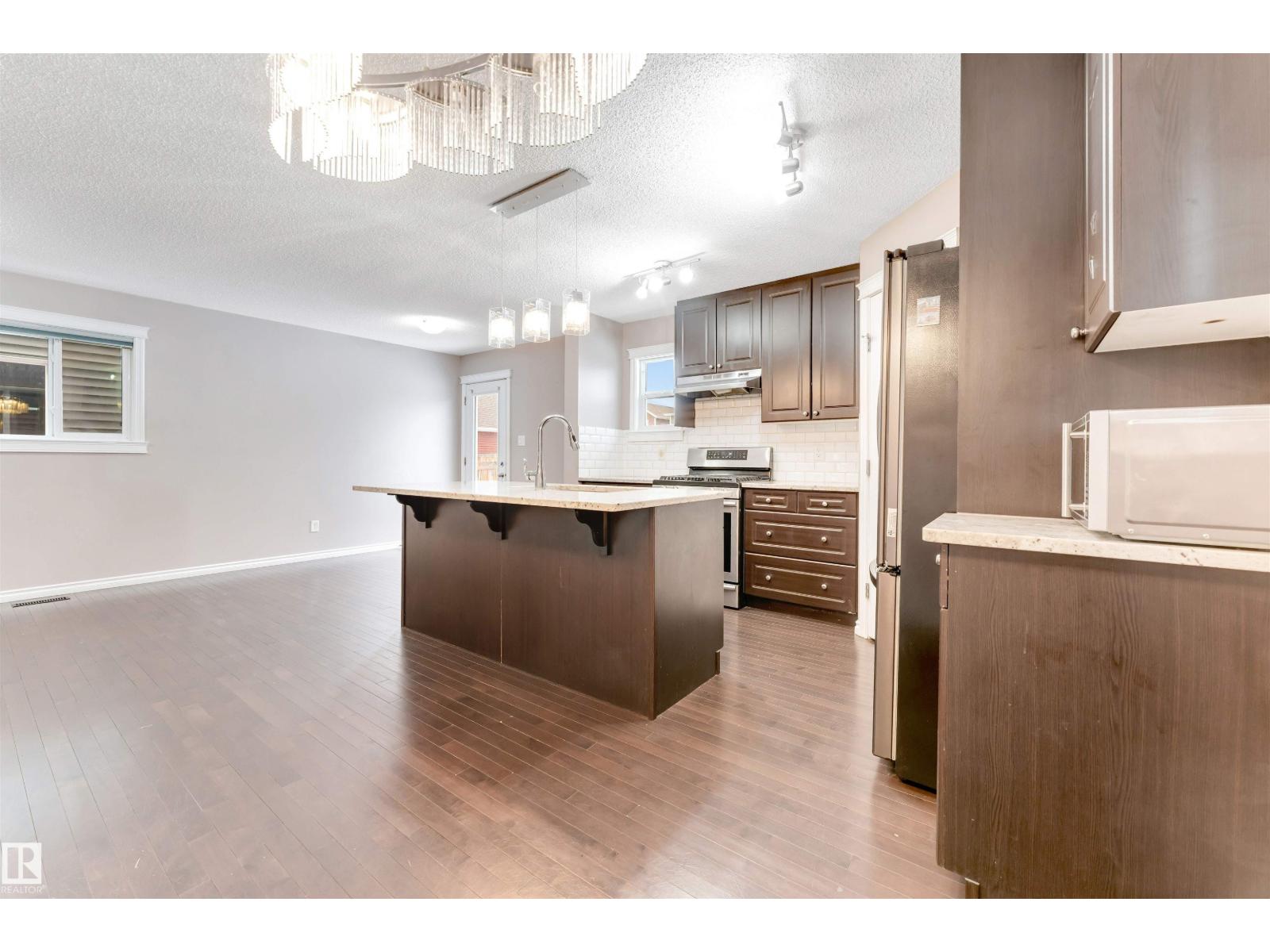 245 Ebbers Bv Nw, Edmonton, Alberta  T5Y 1R8 - Photo 8 - E4471751