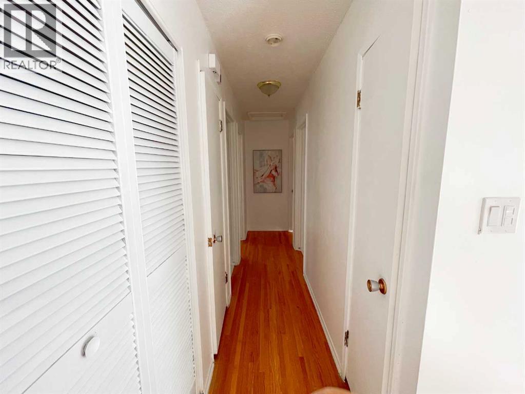 404 Whitney Street, Carmangay, Alberta  T0L 0N0 - Photo 13 - A2278317