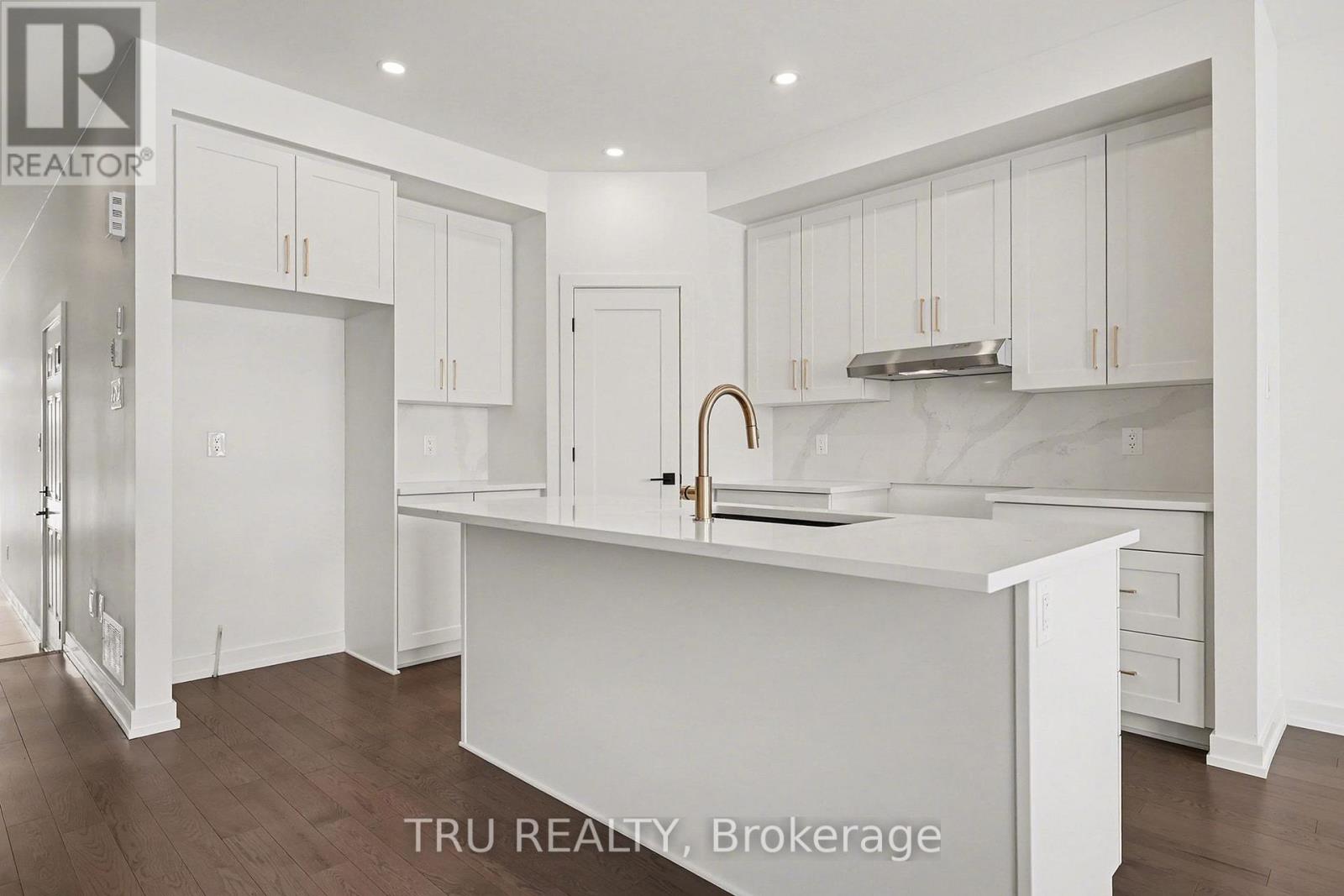 1154 Cope Drive, Ottawa, Ontario  K2S 3C3 - Photo 10 - X12745338