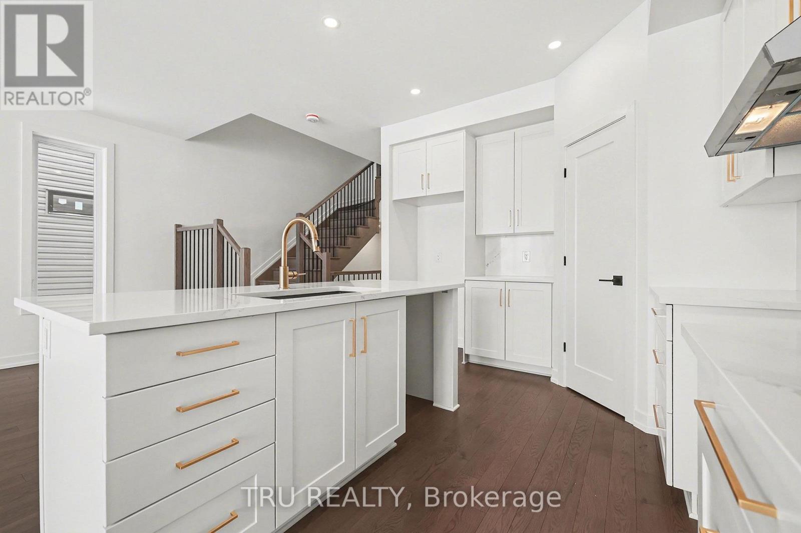 1154 Cope Drive, Ottawa, Ontario  K2S 3C3 - Photo 11 - X12745338