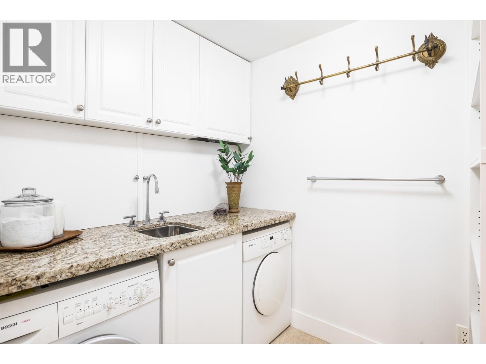 501 5989 Iona Drive, Vancouver, British Columbia  V6T 2L7 - Photo 16 - R3085119