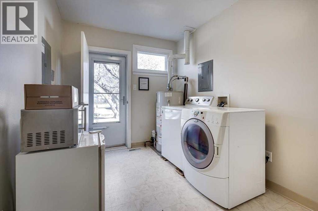 5218 & 5216 56 Ave, Ponoka, Alberta  T4J 1G6 - Photo 34 - A2268380