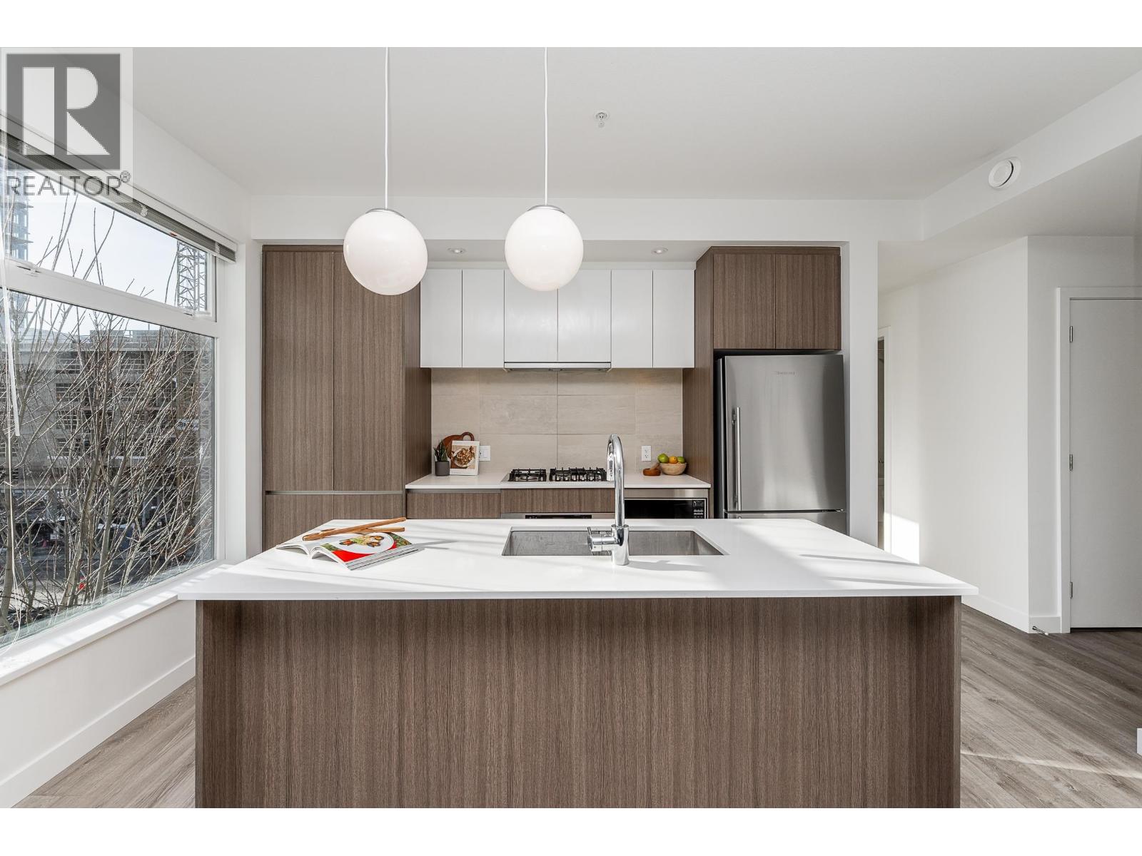 304 516 Foster Avenue, Coquitlam, British Columbia  V3J 0H8 - Photo 7 - R3082489