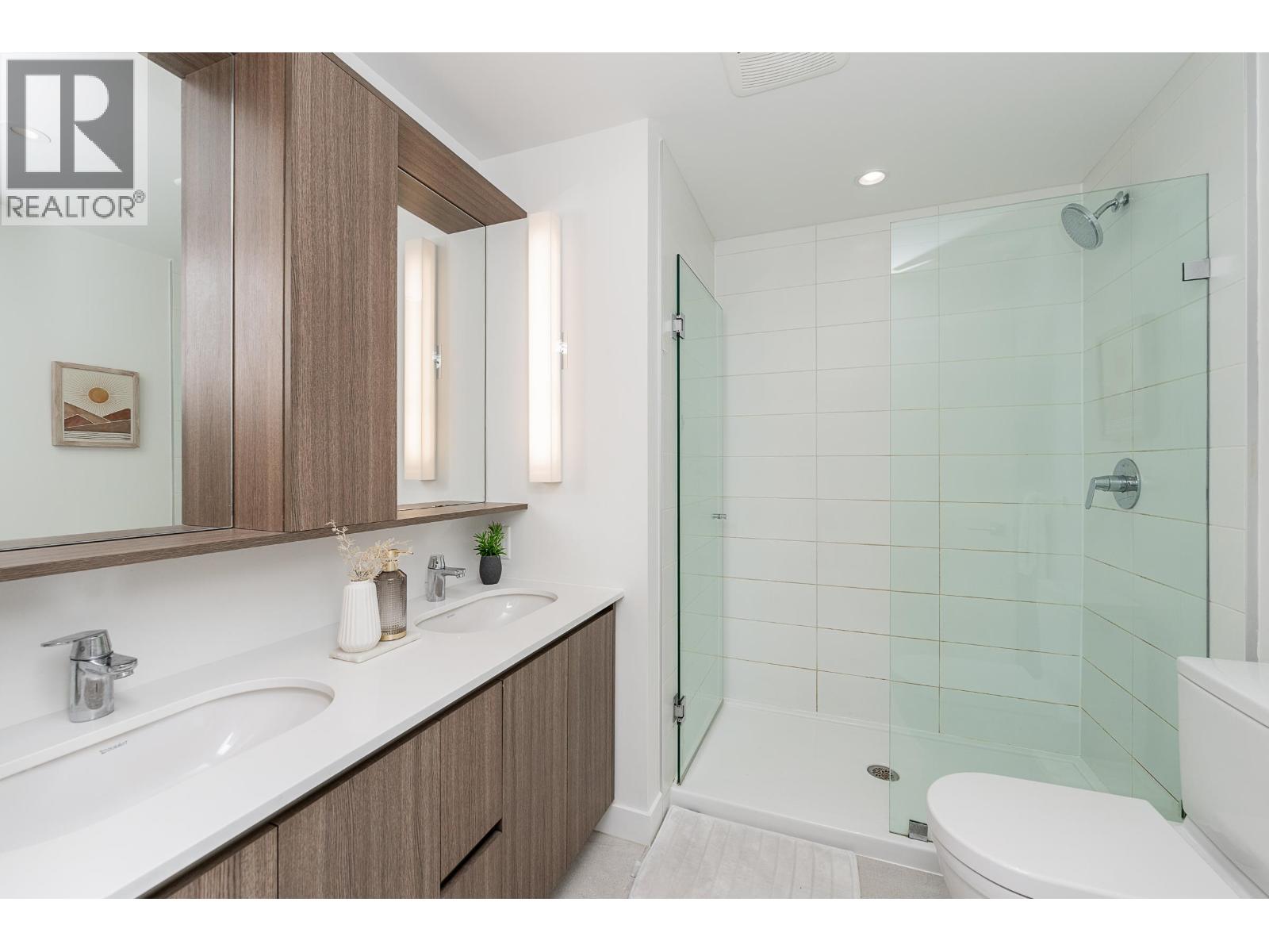 304 516 Foster Avenue, Coquitlam, British Columbia  V3J 0H8 - Photo 16 - R3082489