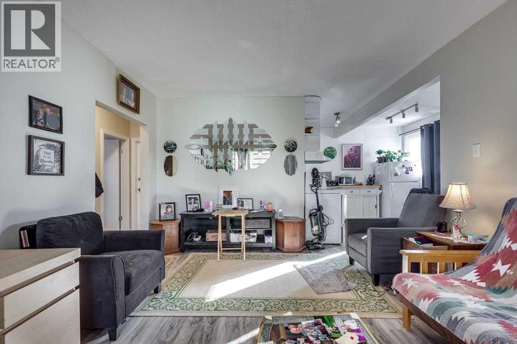 5218 56 Avenue, Ponoka, Alberta  T4J 1G6 - Photo 7 - A2269138