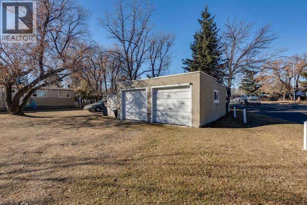 5218 56 Avenue, Ponoka, Alberta  T4J 1G6 - Photo 38 - A2269138