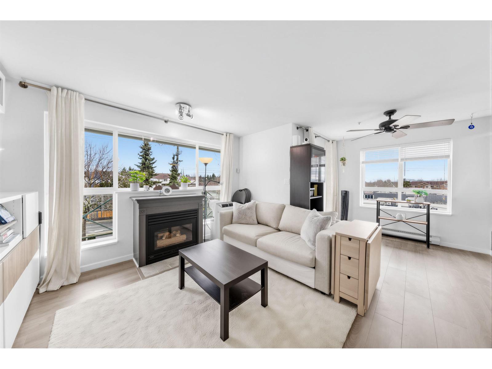 305 6390 196 Street, Langley, British Columbia  V2Y 1J2 - Photo 9 - R3084938