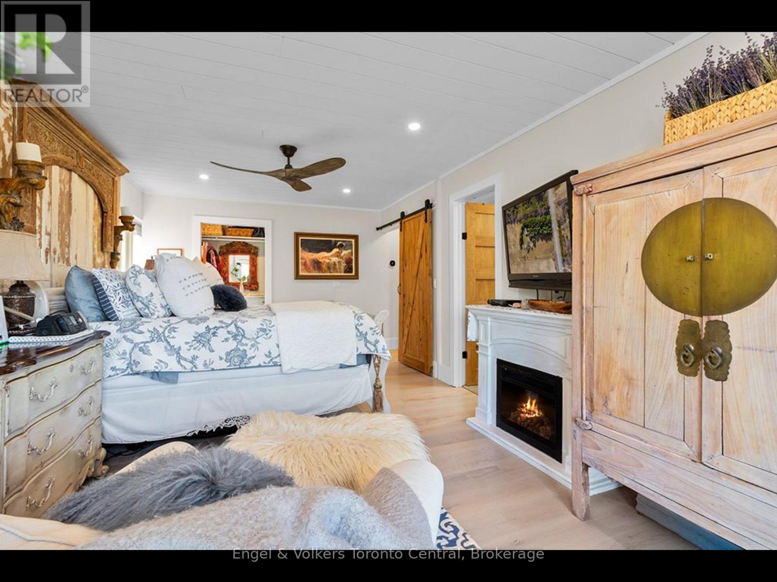 9263 91 County Road, Clearview, Ontario  L0M 1H0 - Photo 11 - S12745154