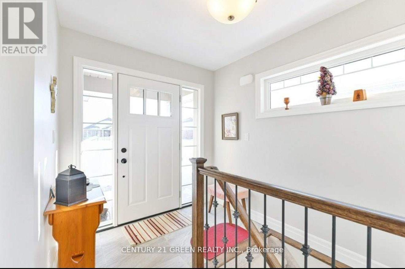 100 Spruce Gardens Court, Belleville, Ontario  K8N 0B5 - Photo 4 - X12737488