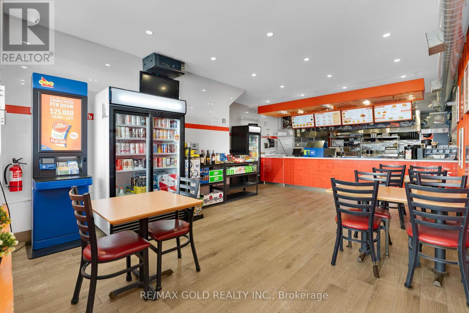 3271 Dufferin Street, Toronto, Ontario  M6A 2T4 - Photo 5 - W12745336