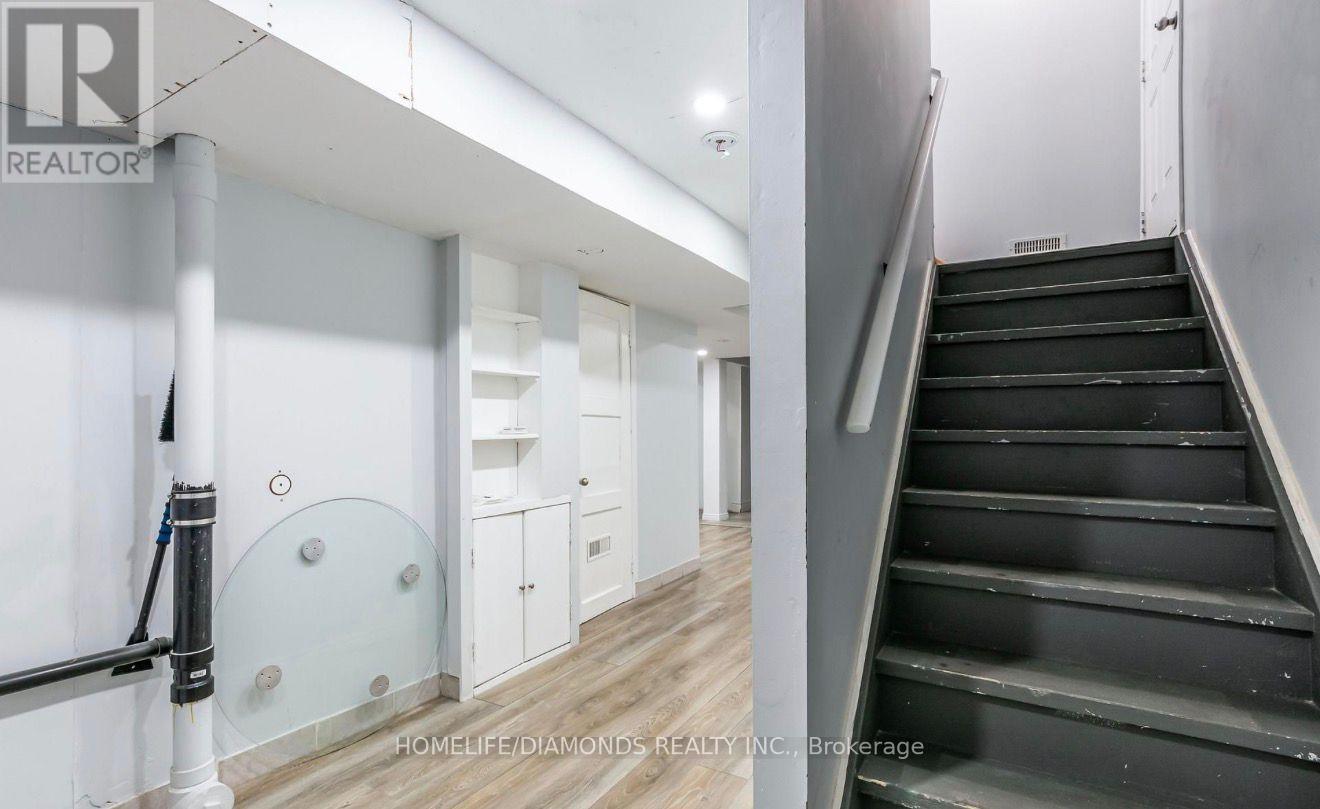 Bsmt - 91 Buick Boulevard, Brampton, Ontario  L7A 3B7 - Photo 2 - W12745344