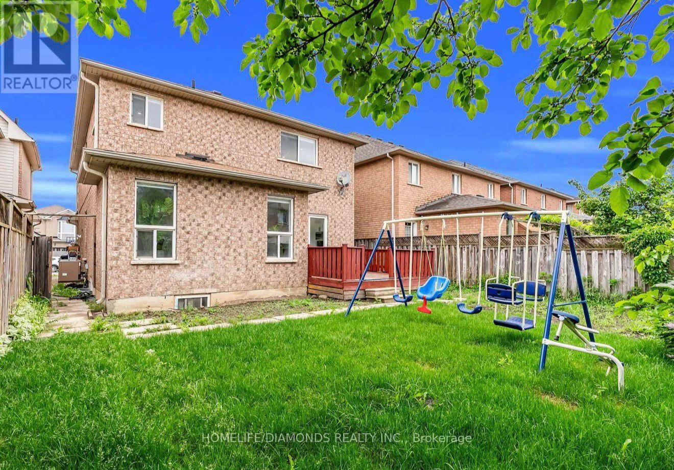 Bsmt - 91 Buick Boulevard, Brampton, Ontario  L7A 3B7 - Photo 9 - W12745344