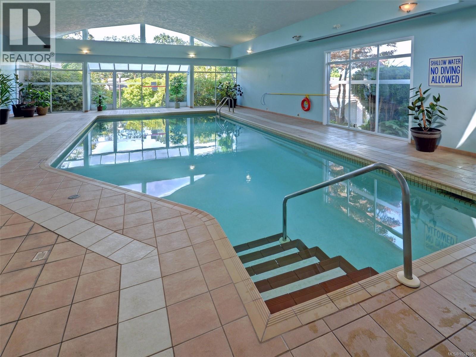 31 901 Kentwood Lane, Saanich, British Columbia  V8Y 2Y7 - Photo 27 - 1024695