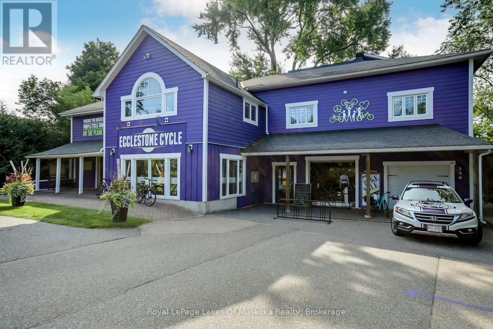 230 Ecclestone Drive, Bracebridge, Ontario  P1L 1G4 - Photo 3 - X12745408