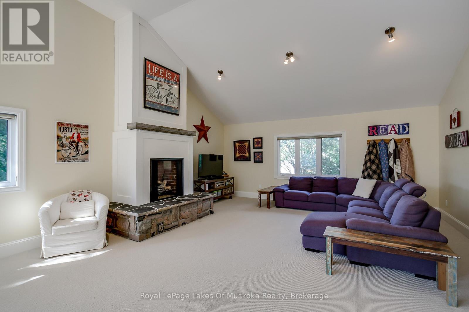 230 Ecclestone Drive, Bracebridge, Ontario  P1L 1G4 - Photo 42 - X12745408