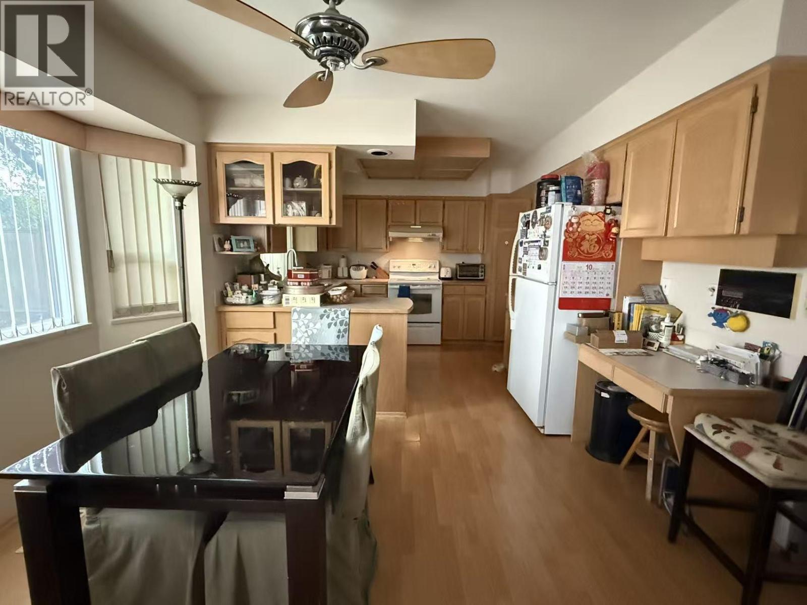 Listing Picture 8 of 10 : 3830 MCKAY DRIVE, Richmond / 烈治文 - 魯藝地產 Yvonne Lu Group - MLS Medallion Club Member