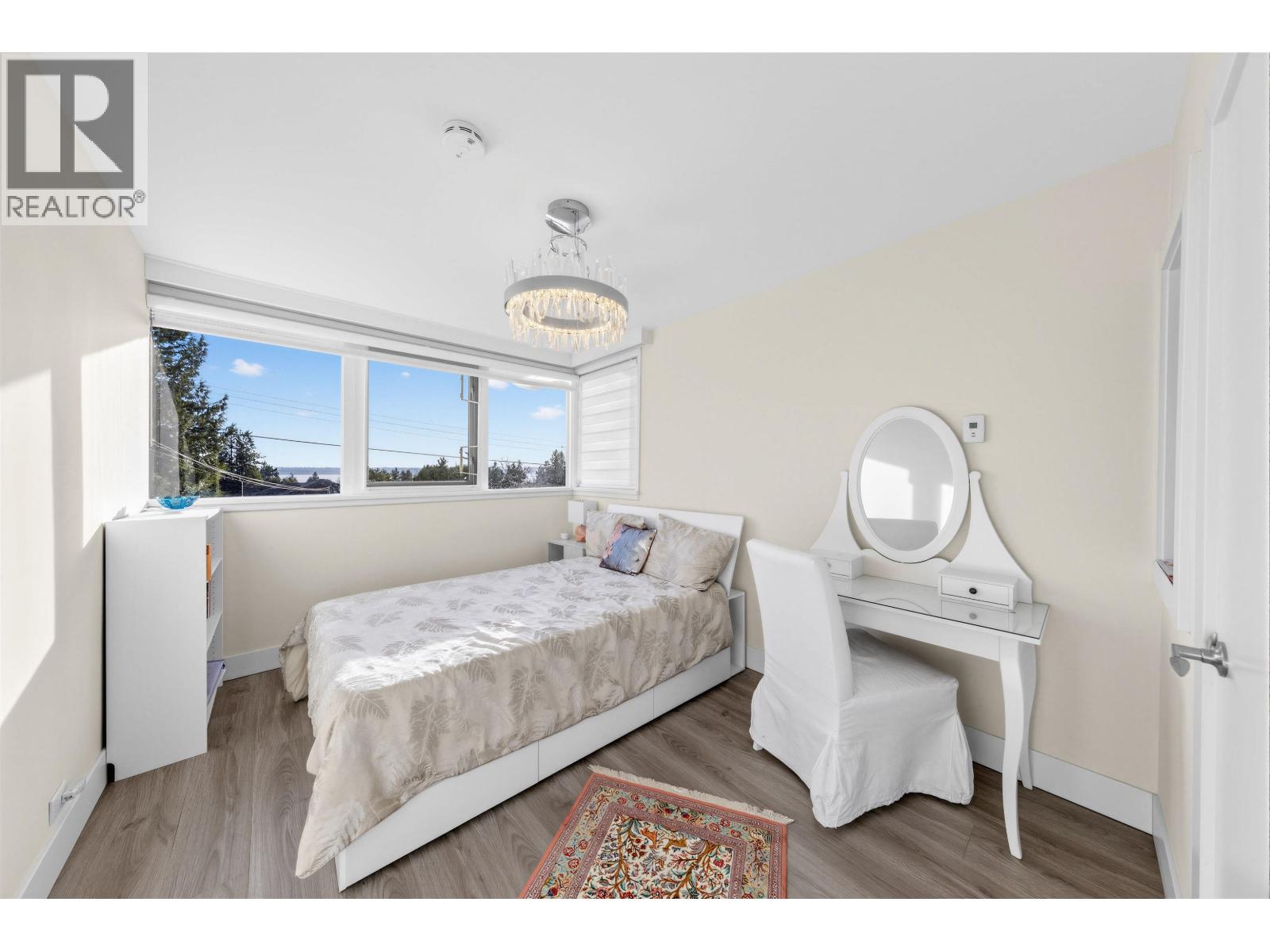 1555 Lawson Avenue, West Vancouver, British Columbia  V7V 2C8 - Photo 11 - R3083743