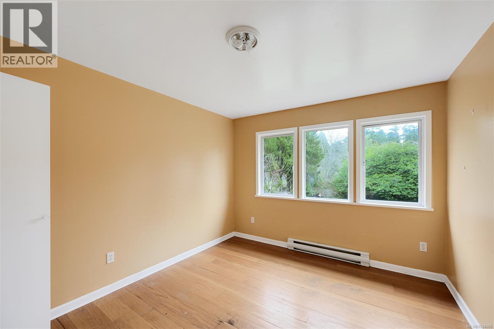 2930 Sea View Rd, Saanich, British Columbia  V8N 1L1 - Photo 28 - 1024068