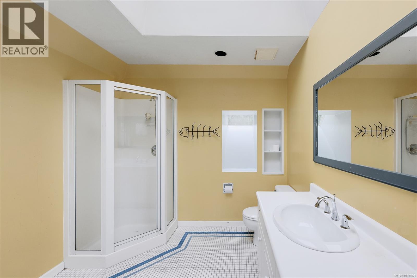 2930 Sea View Rd, Saanich, British Columbia  V8N 1L1 - Photo 30 - 1024068