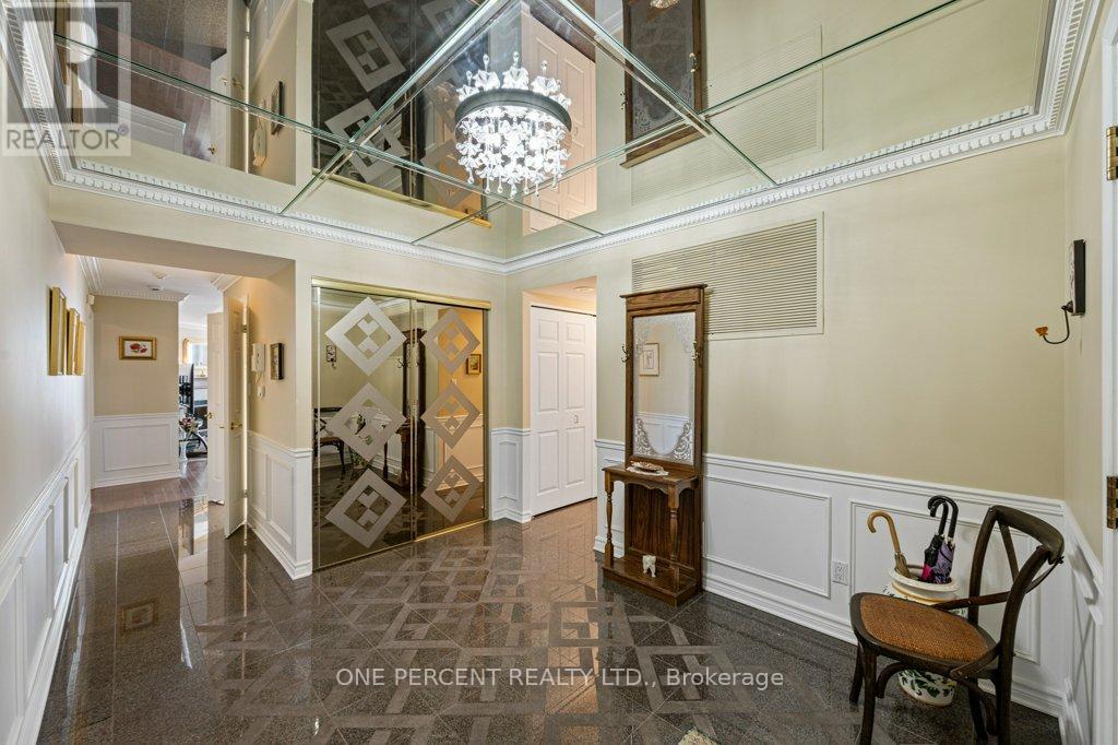 601 - 3105 Carling Avenue, Ottawa, Ontario  K2H 5A6 - Photo 4 - X12745362