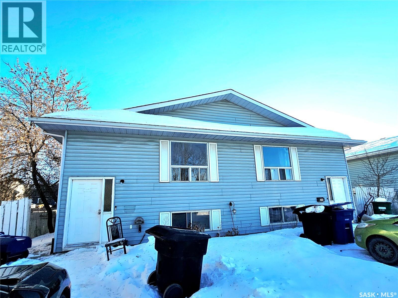 242 - 244 Wakabayashi Way, Saskatoon, Saskatchewan  S7K 7M3 - Photo 2 - SK027721