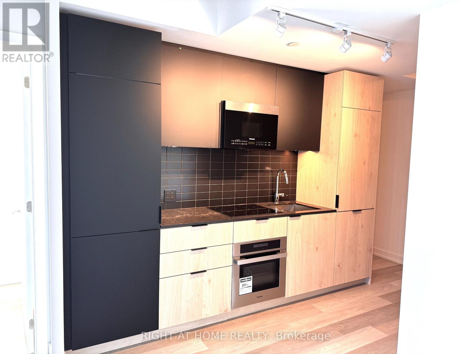 804 - 28 Eastern Avenue, Toronto, Ontario  M5A 1H5 - Photo 2 - C12745348