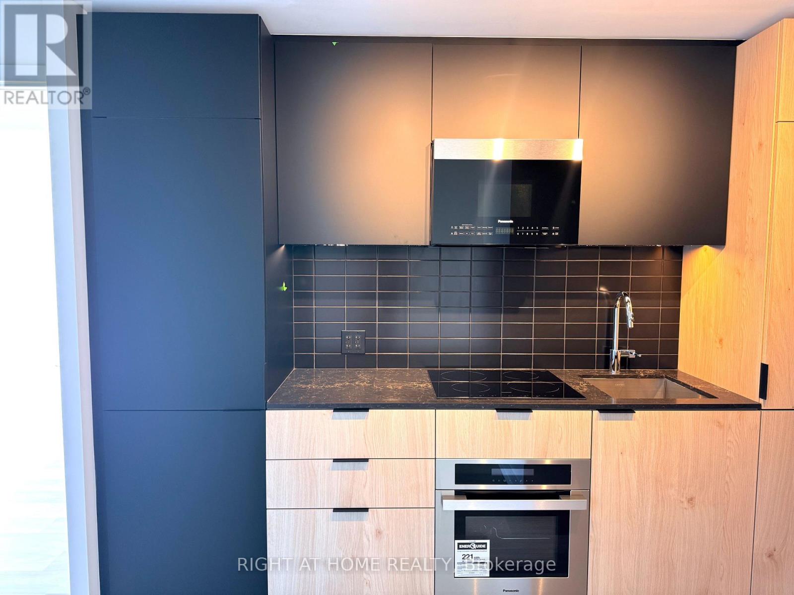 804 - 28 Eastern Avenue, Toronto, Ontario  M5A 1H5 - Photo 4 - C12745348