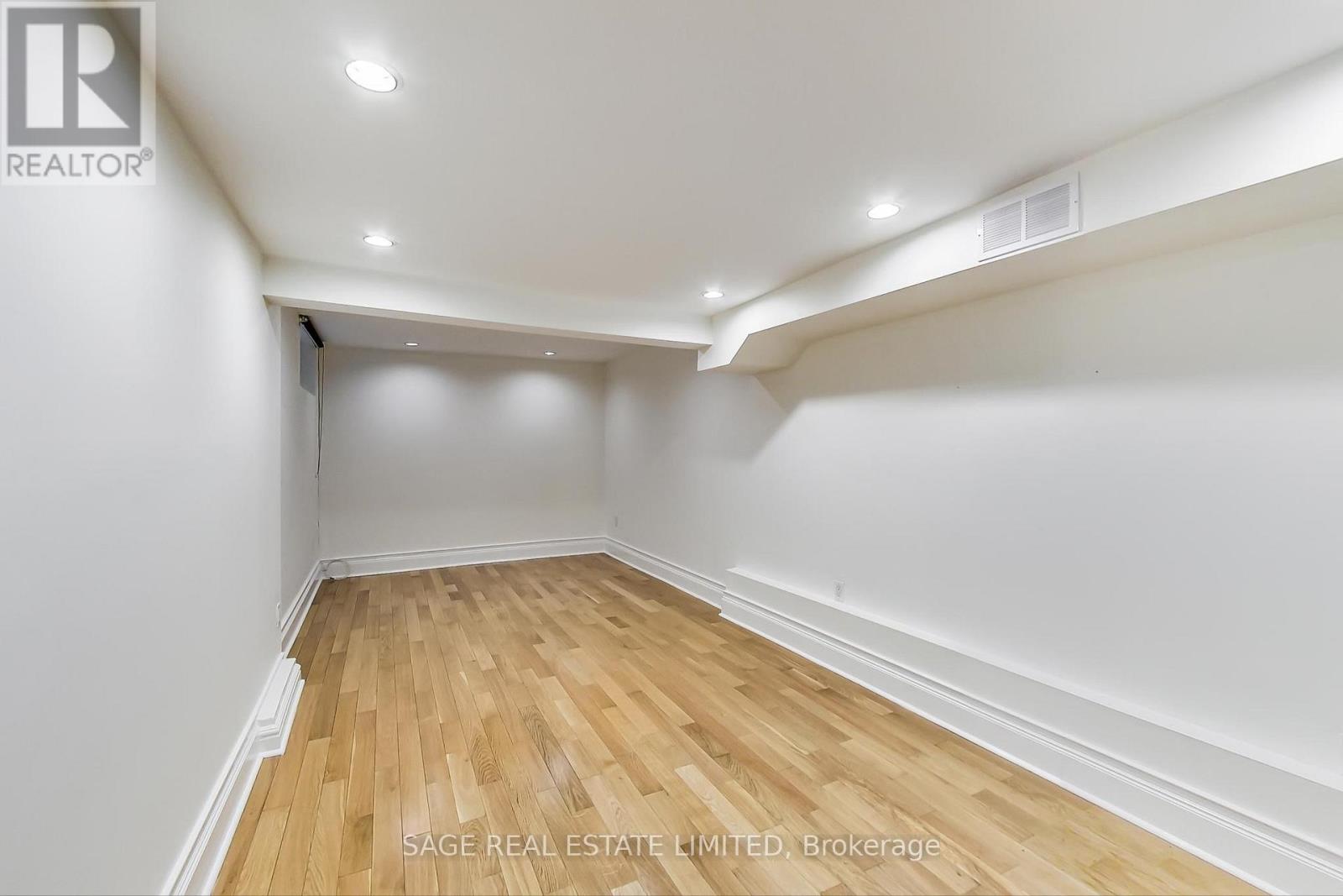 Lower - 41 Homewood Avenue, Toronto, Ontario  M4Y 2K1 - Photo 10 - C12745402