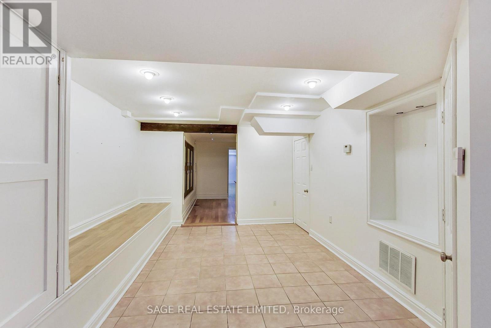 Lower - 41 Homewood Avenue, Toronto, Ontario  M4Y 2K1 - Photo 7 - C12745402