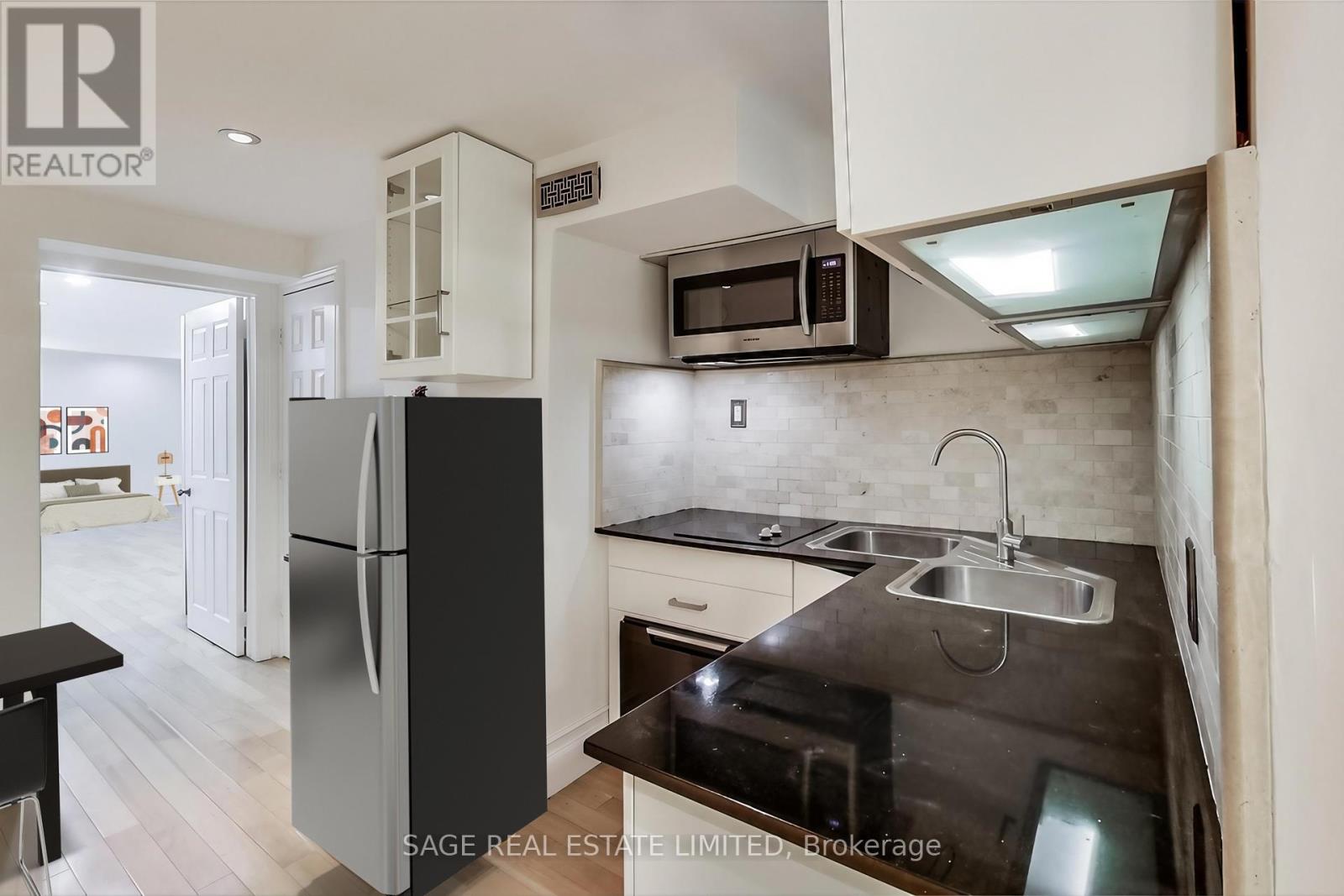 Lower - 41 Homewood Avenue, Toronto, Ontario  M4Y 2K1 - Photo 8 - C12745402