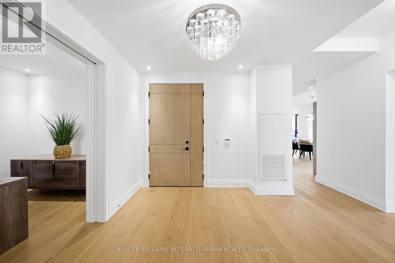 607 - 2 Forest Hill Road, Toronto, Ontario  M4V 0B7 - Photo 4 - C12745404