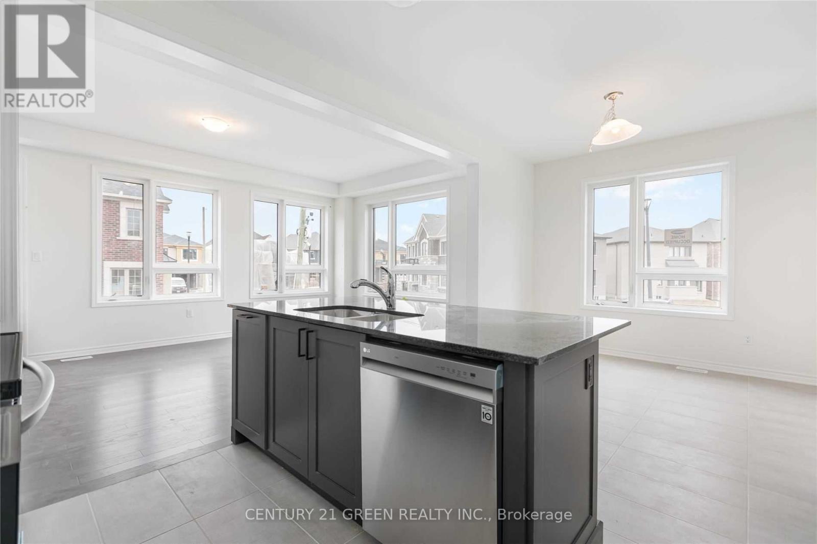 3140 Willowridge Path, Pickering, Ontario  L1V 2P9 - Photo 7 - E12745376