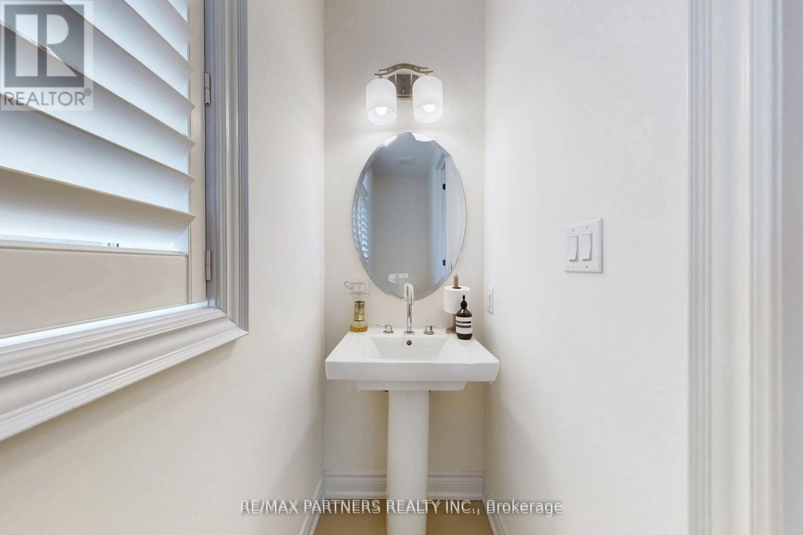 26 Island Green Lane, Markham, Ontario  L6C 0Y7 - Photo 18 - N12745360