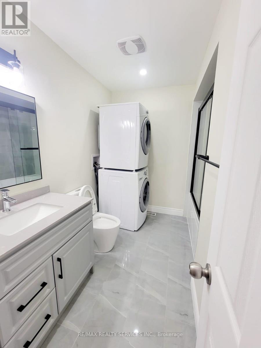 Upper Portion - 15 Chipmunk Crescent, Brampton, Ontario  L6R 1B8 - Photo 19 - W12745372