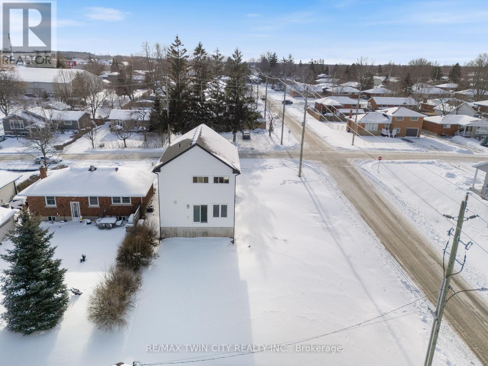50 Fife Street W, Haldimand, Ontario  N3W 1J2 - Photo 24 - X12745356