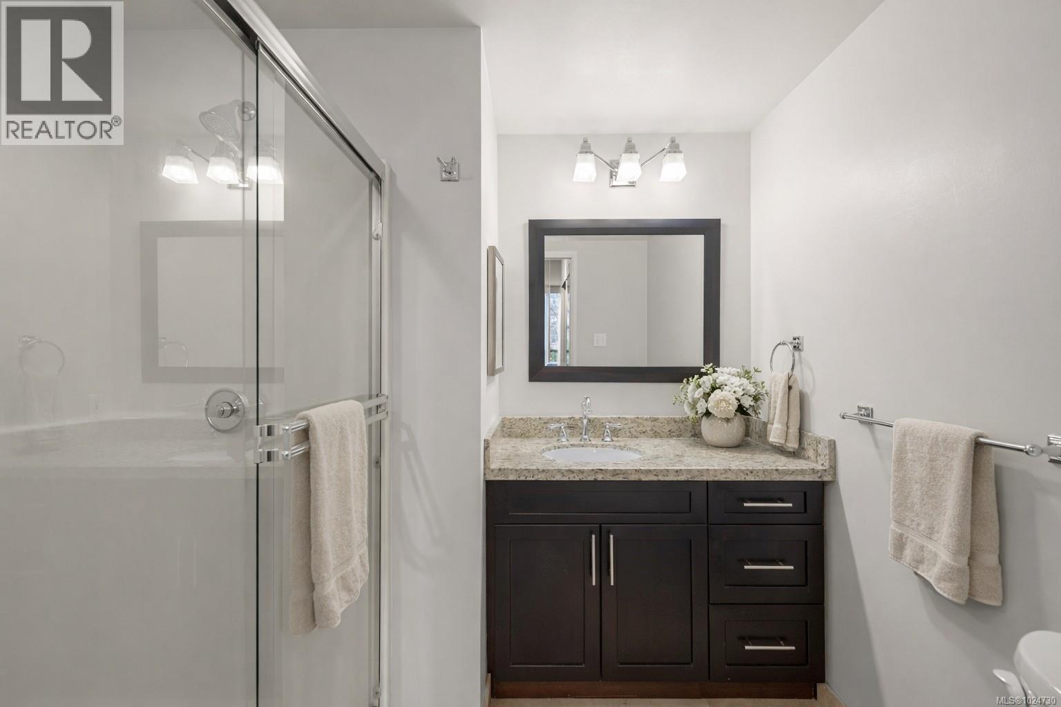 305 1020 View St, Victoria, British Columbia V8V 4Y4 - Photo 9 - 1024730